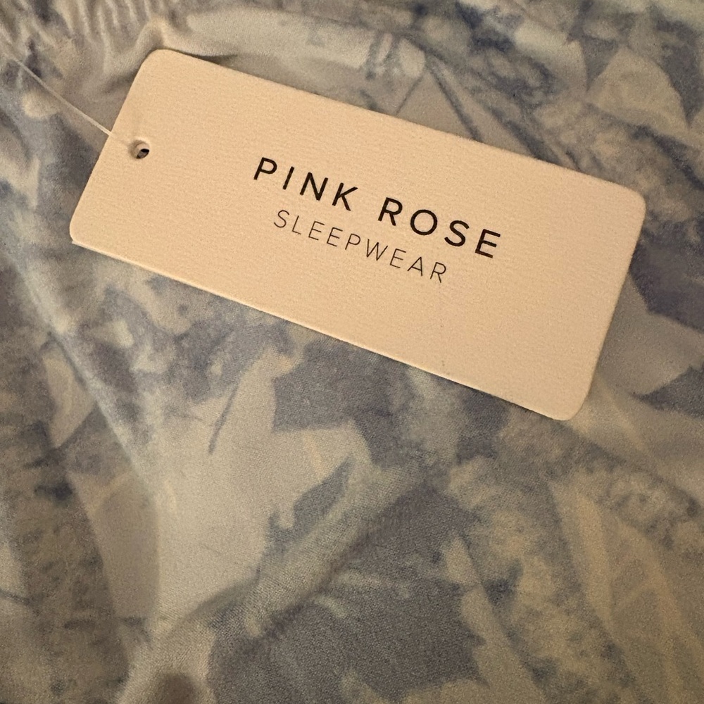 NWT Pink Rose Blue and White Camo Sleepwear Shorts - Picture 3 of 5
